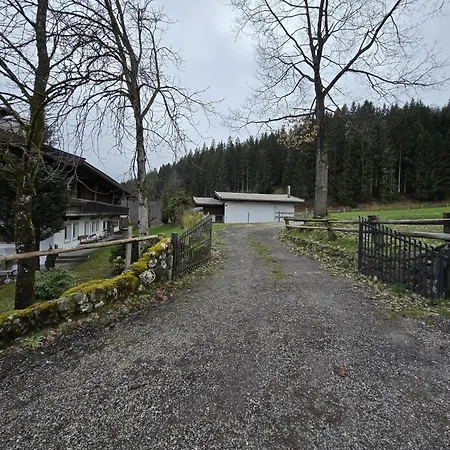 Pensionat Fuchswirt Kelchsau Landgasthof-hotel